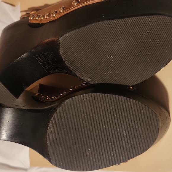 Michael kors wooden logo platform shoes - Picture 2 of 2